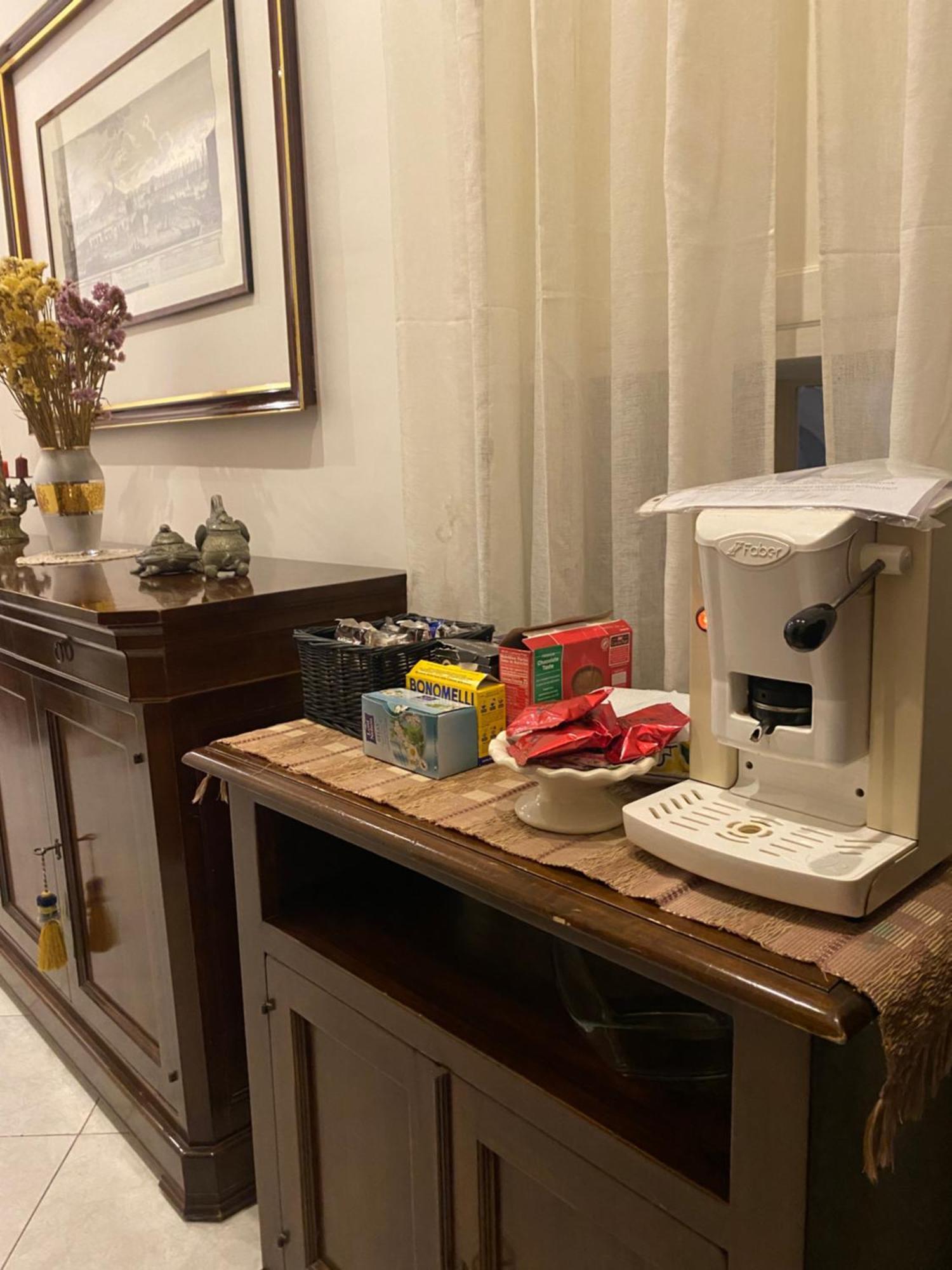 נאפולי Bed & Breakfast Plebiscito Home מראה חיצוני תמונה